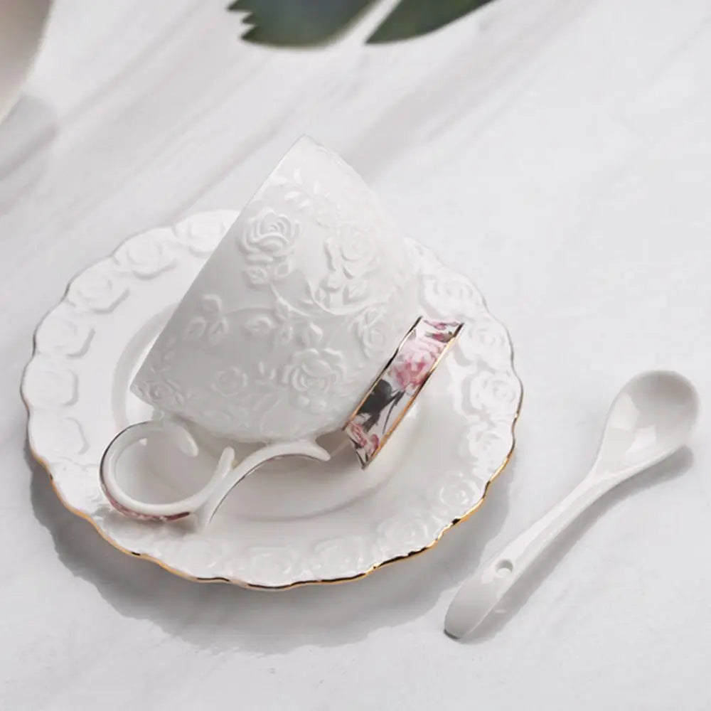 Vintage Ceramic Coffee Cup Spoon Plate Set Luxury Exquisite Latte Flower Tea Water Cup Creative European Style Tea Cup Set Cafe