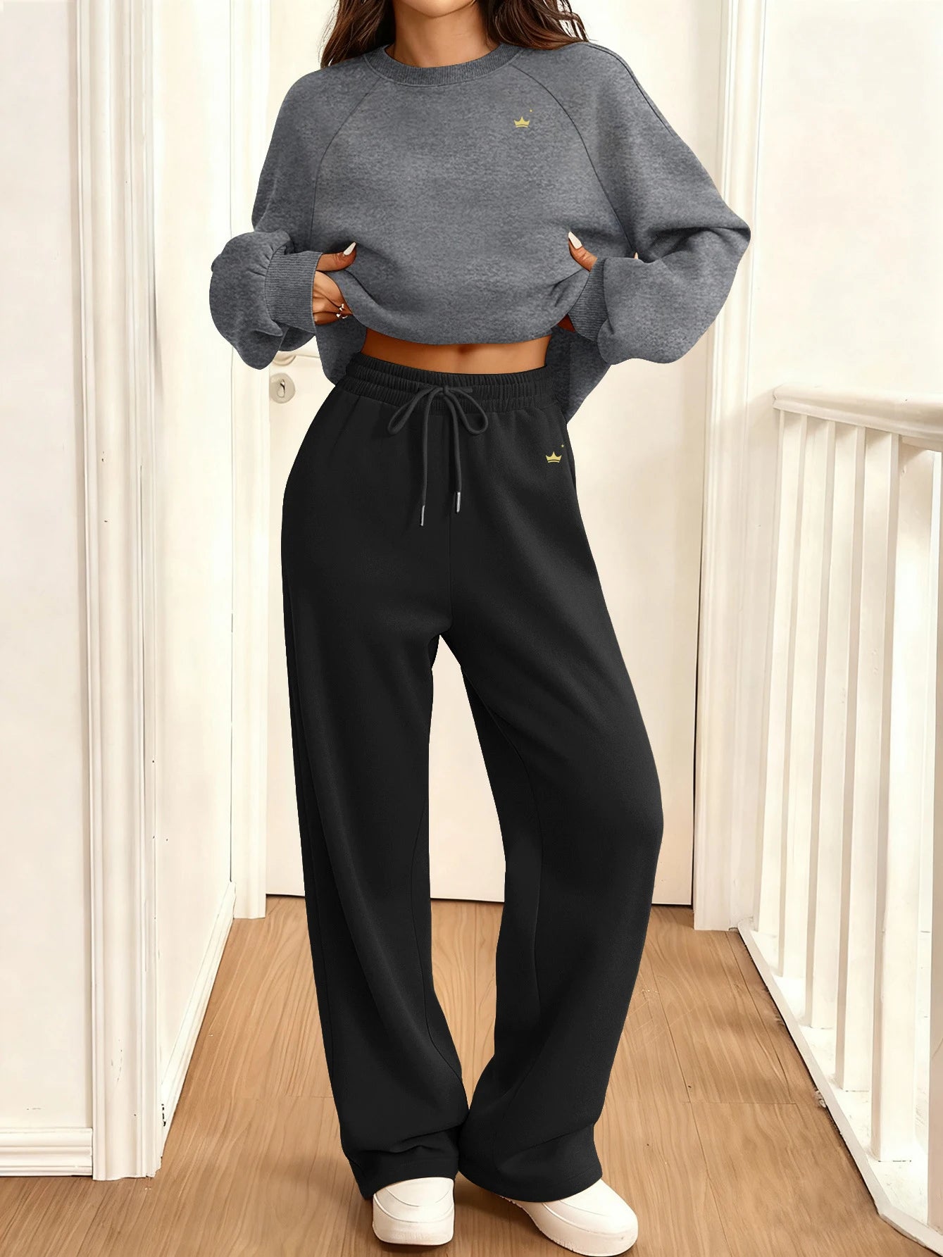 2026 Autumn and Winter Fashion Loose Set round Neck Sportswear Women's Two-Piece Outfit Comfortable fitness jogging fashion suit