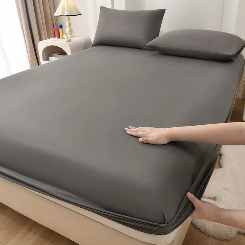 Solid Fitted Sheet 100% Polyester Soft Comfortable Breathble Bedding Set  for Home Bed Mattress (No Pillowcase）
