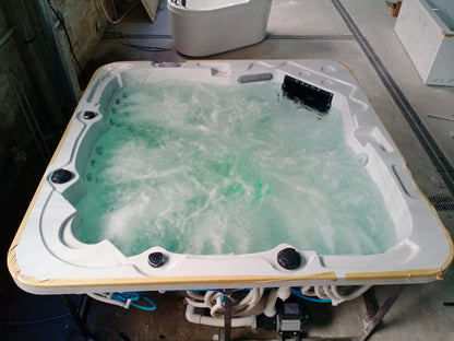 5 Person 2 Lounge Swim Pool Outdoor Spa Hot Tub With Jacuzzier Bathtub Massage Portable Spa